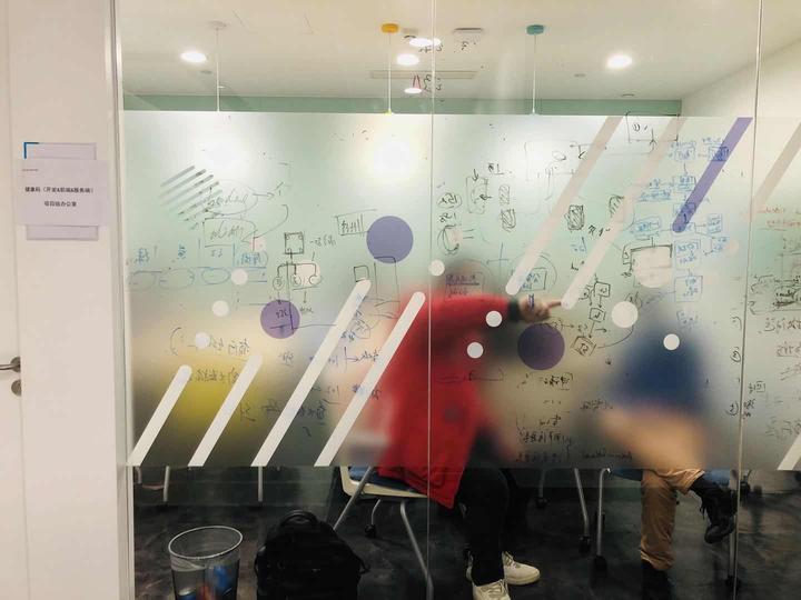 全球抗疫的数字视角与趋势分析，基于百度新冠肺炎疫情报告