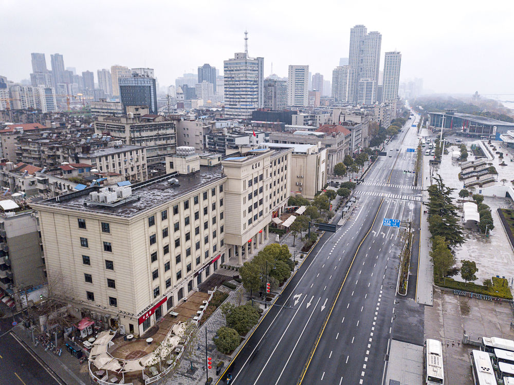 封城记忆，中国新冠疫情下的城市静默时刻