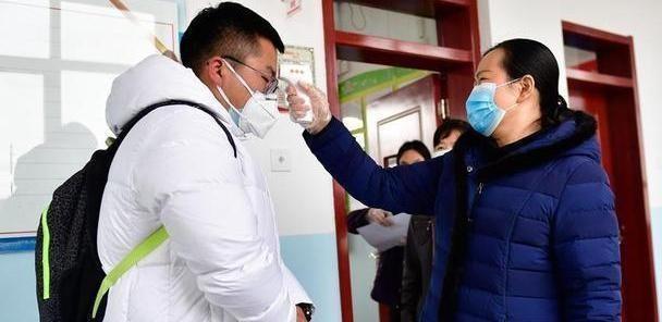 封控与希望，中国新冠疫情下的艰难与坚韧