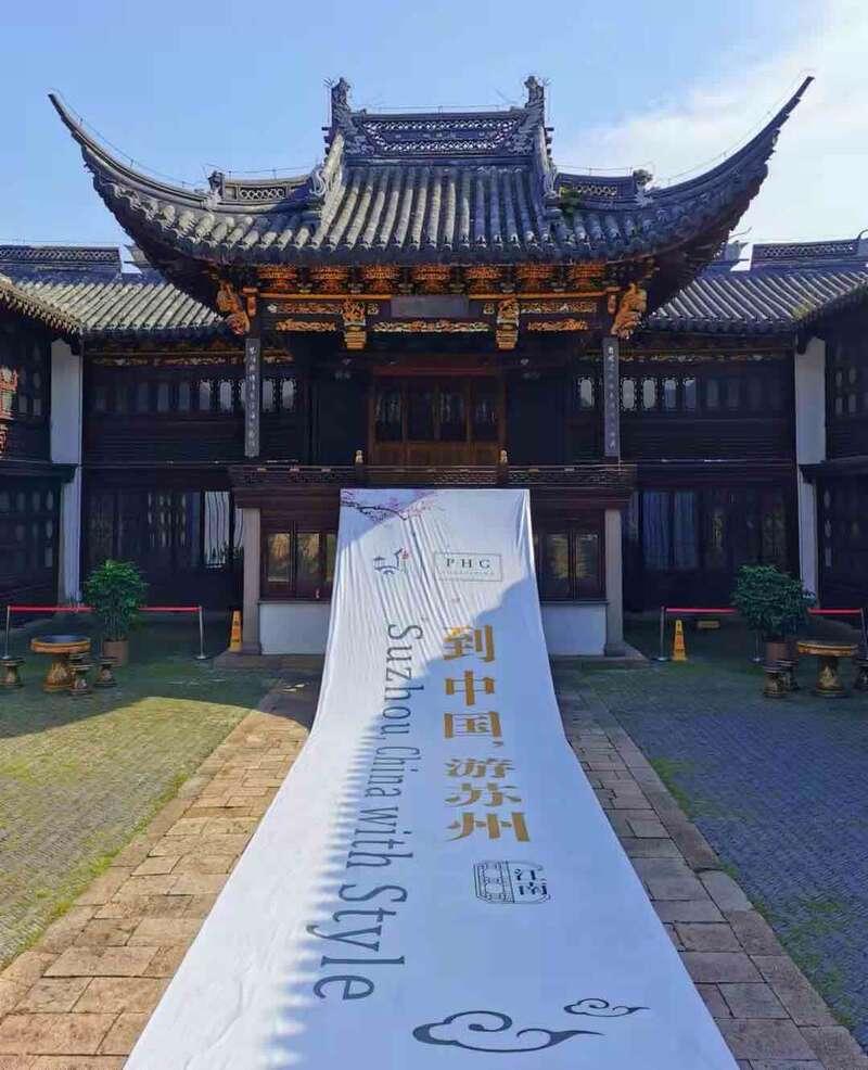 全球合作在疫情下的挑战与机遇，一场关于新冠疫情的英文对话