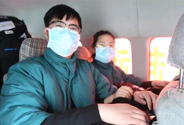 疫情中的温暖光芒，一位普通护士的非凡故事