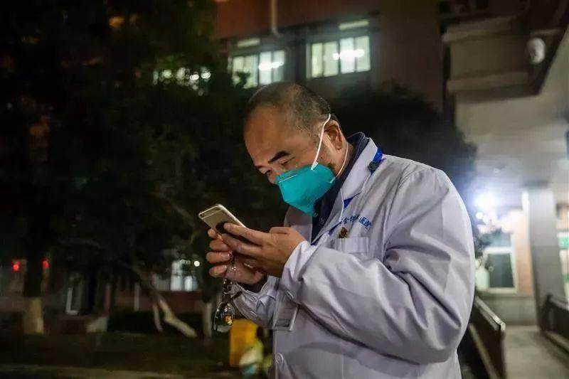 微光汇聚成海，疫情期间普通人的感动故事