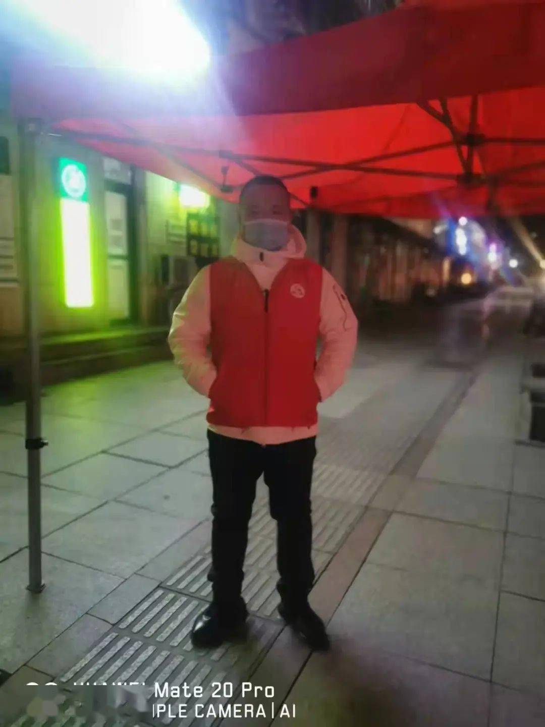 微光汇聚成海，疫情期间的暖心故事，温暖你我同行