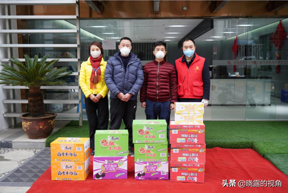 微光成海，疫情期间的温暖瞬间