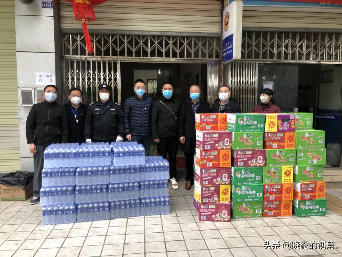 疫情中的微光，汇聚成海的温暖与感动