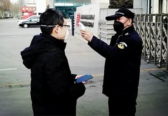 疫情中的温暖光芒，一束光，温暖人心