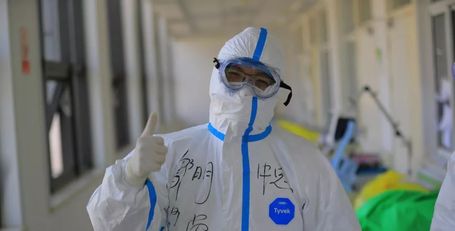 微光汇聚成海，2020年疫情中的温暖瞬间