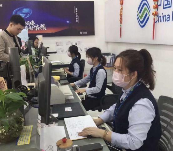 全球团结一心，共克时艰，新冠疫情下的全球精神力量