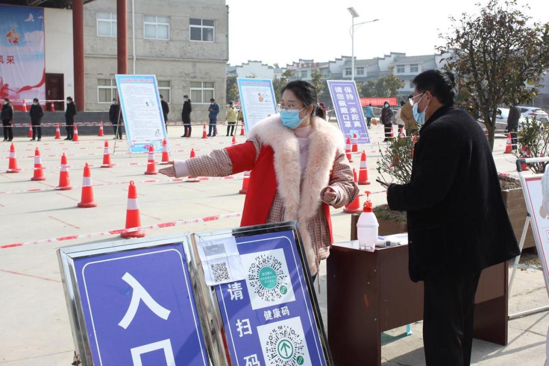 抗击疫情路上的温暖光芒，感人至深的故事