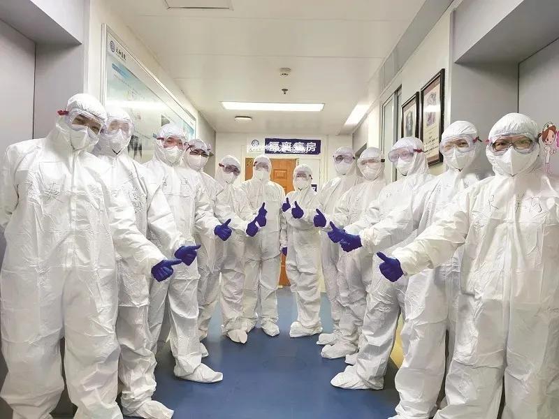 2020抗击疫情，50个感人瞬间