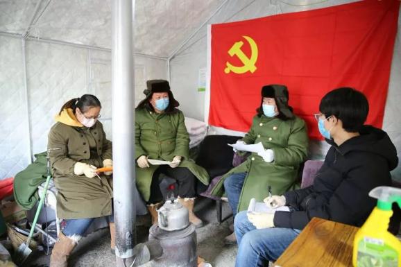 温暖的力量，抗击疫情最感人瞬间视频