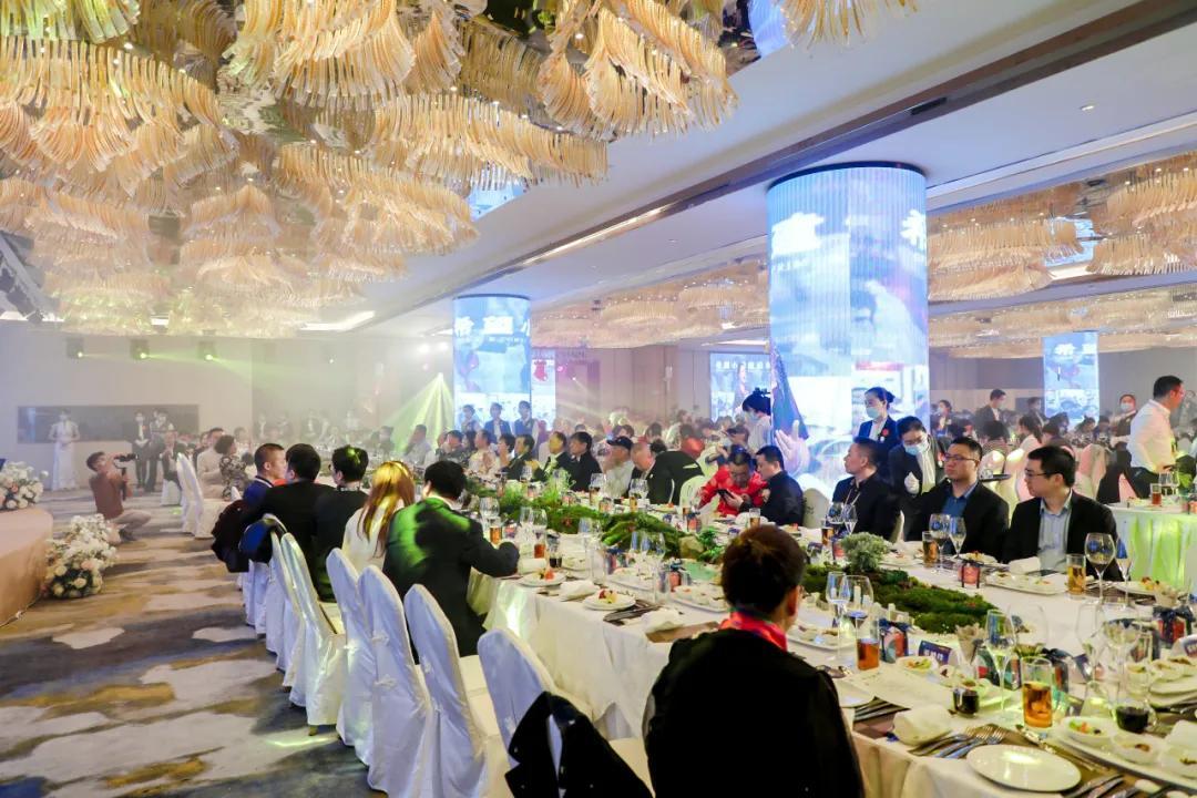 疫情下的生活与希望，2021年的坚韧与期待