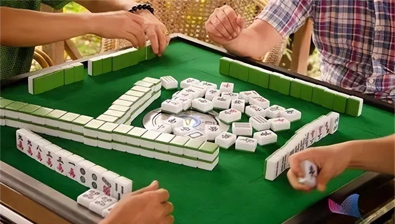 抚州中至麻将窟桶有挂吗（抚州麻将中码是什么意思）